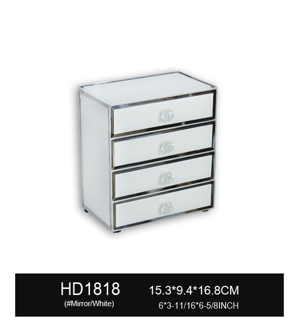 HD1818